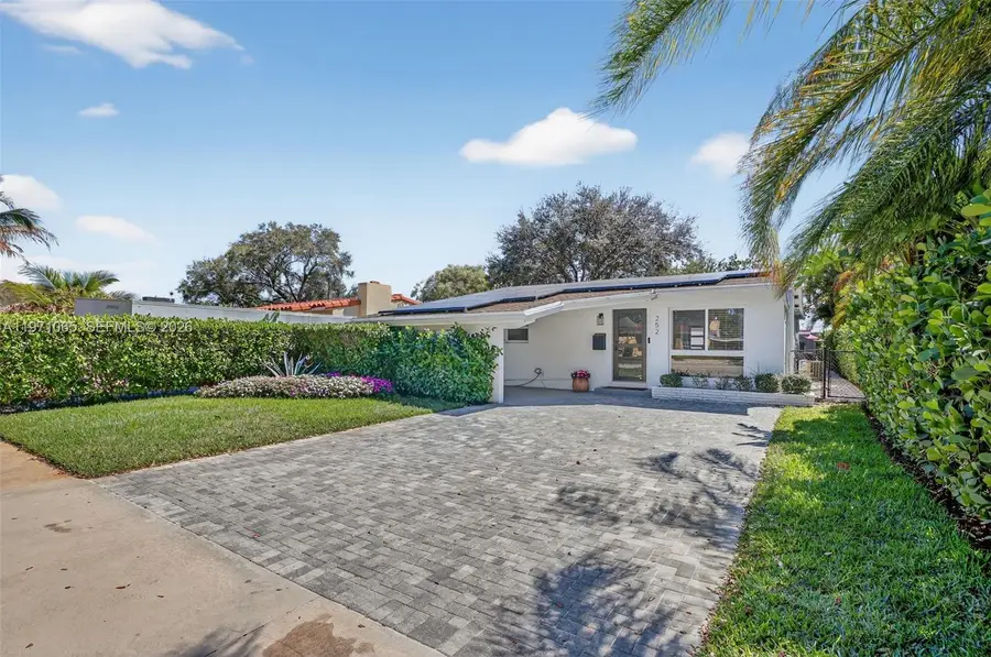 252 SW 23rd St, Fort Lauderdale, FL 33315 - #3