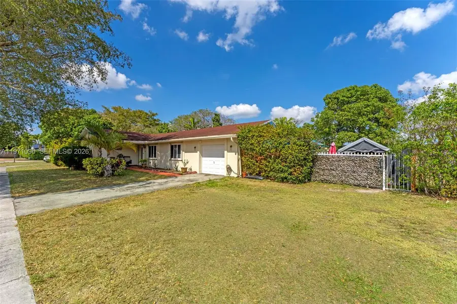 15109 SW 71st Ln, Miami, FL 33193 - #2