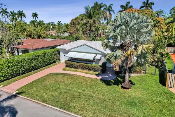 1235 Jefferson St, Hollywood, FL 33019