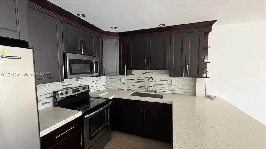 4276 NW 89th Ave #204, Coral Springs, FL 33065 - #2