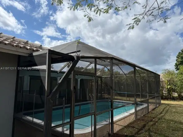 8475 NW 2nd Mnr, Coral Springs, FL 33071 - #3