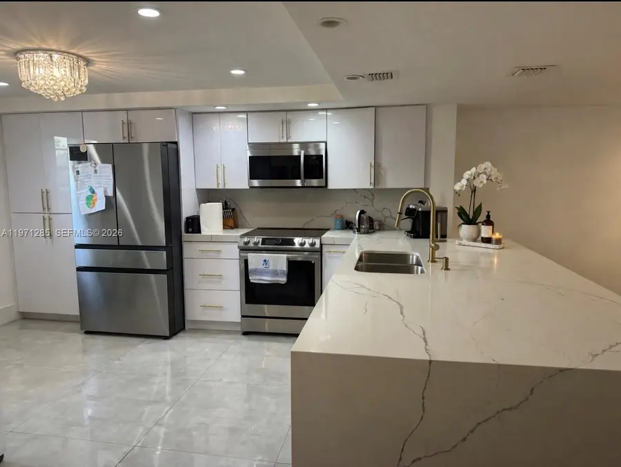 2308 NE 7th St #29, Hallandale Beach, FL 33009 - #3