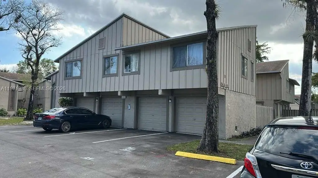 5630 NW 21st St #31-C, Lauderhill, FL 33313 - #1