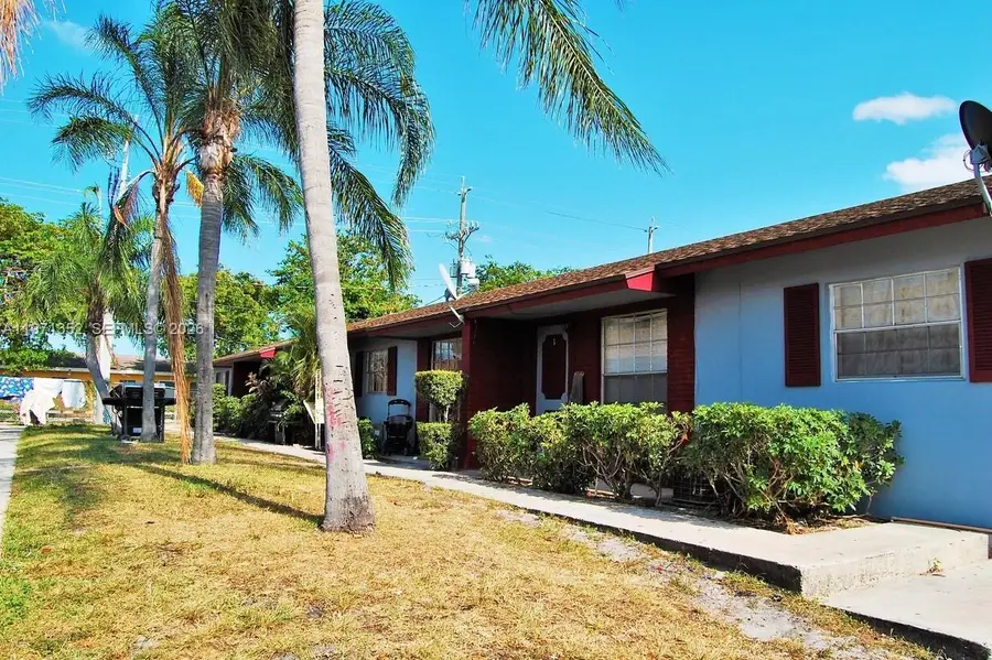 714 S F St, Lake Worth, FL 33460 - #3