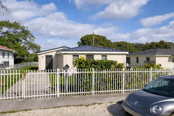 1827 NW 74th Ter, Miami, FL 33147