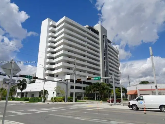36 NW 6 Ave #608, Miami, FL 33128 - #1