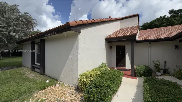 15205 SW 45th Ter #45E, Miami, FL 33185