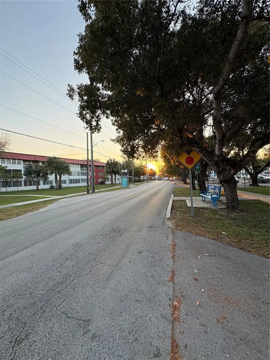 1401 NE 191st St #D204, Miami, FL 33179 - #3