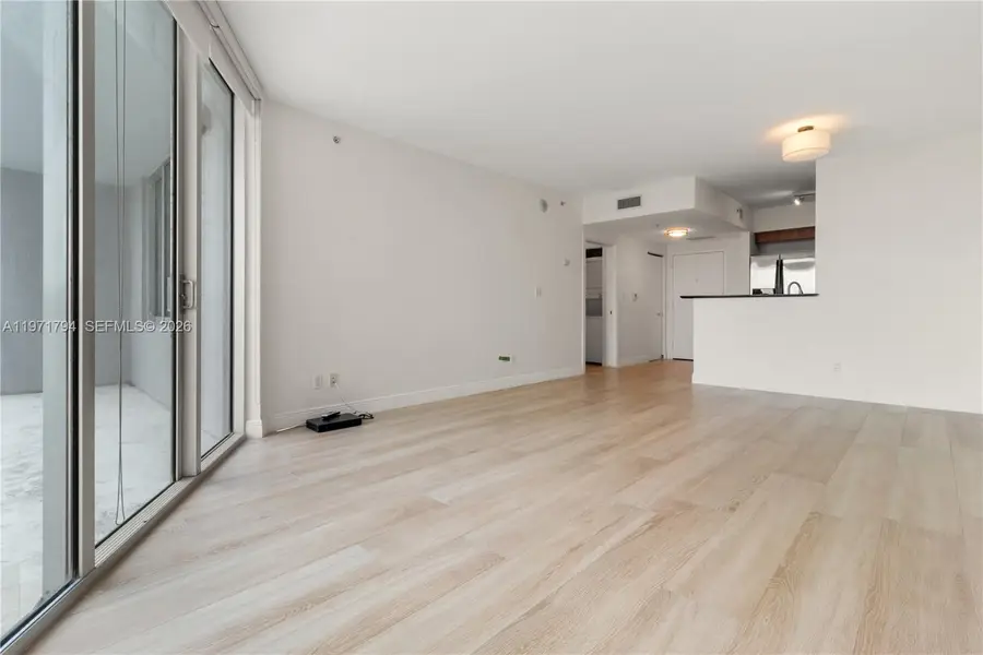 325 S Biscayne Blvd #1718, Miami, FL 33131 - #2