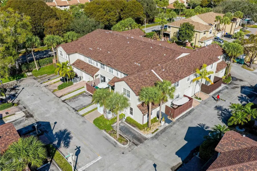 9581 SW 3rd St, Pembroke Pines, FL 33025 - #3