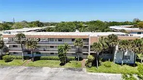 7450 NW 17th St #205, Plantation, FL 33313