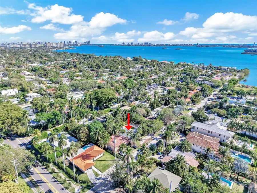 1025 NE 84th St, Miami, FL 33138 - #3