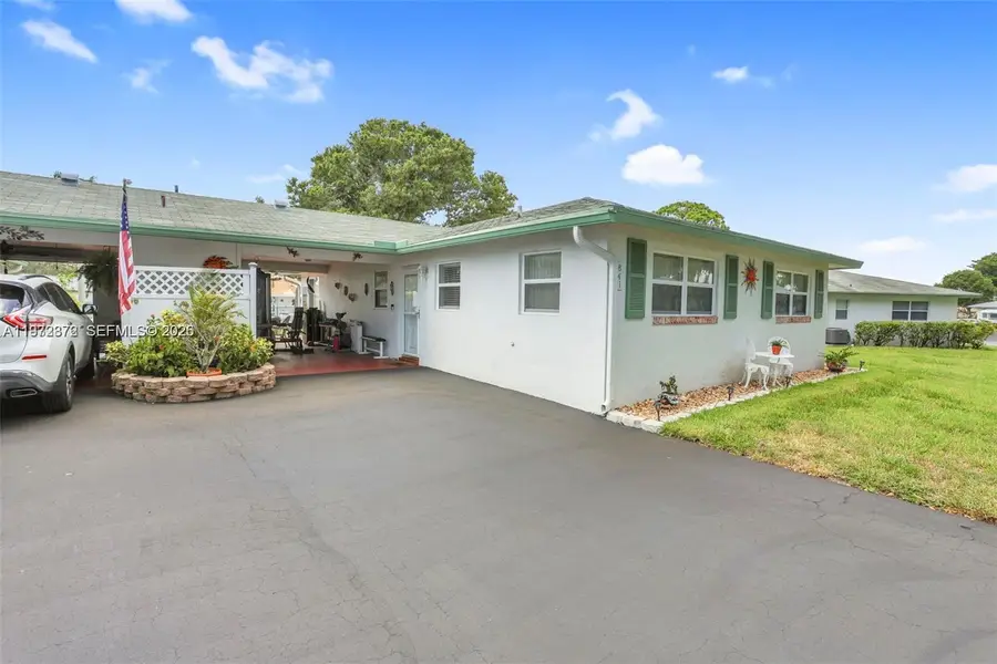 841 Meadowlark Ln, Delray Beach, FL 33445 - #2