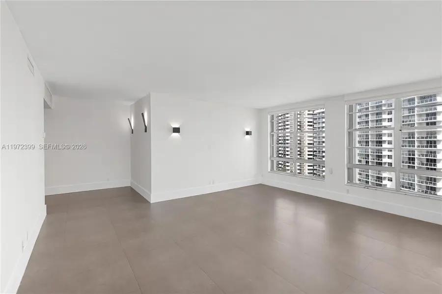 5660 Collins Ave #11B, Miami Beach, FL 33140 - #2