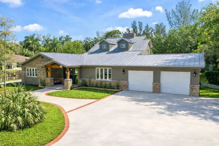 400 Farmington Dr, Plantation, FL 33317 - #2