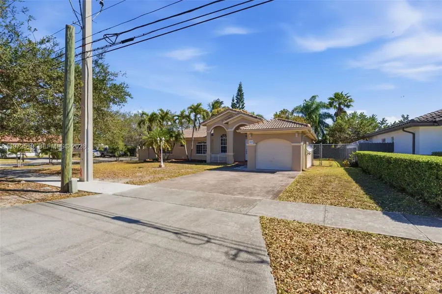 18049 SW 152nd Ave, Miami, FL 33187 - #2