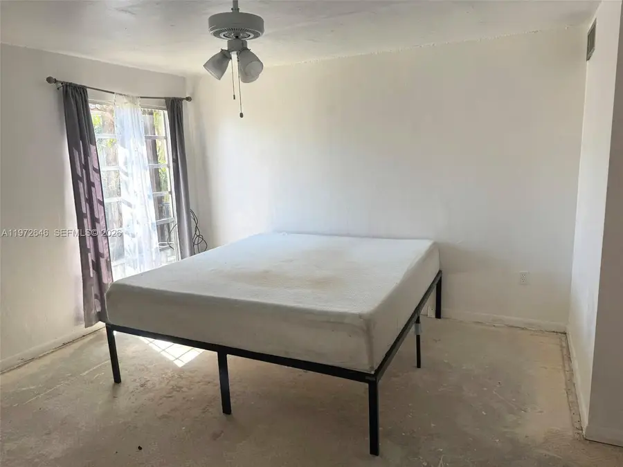 10836 N Kendall Dr #V14, Miami, FL 33176 - #3