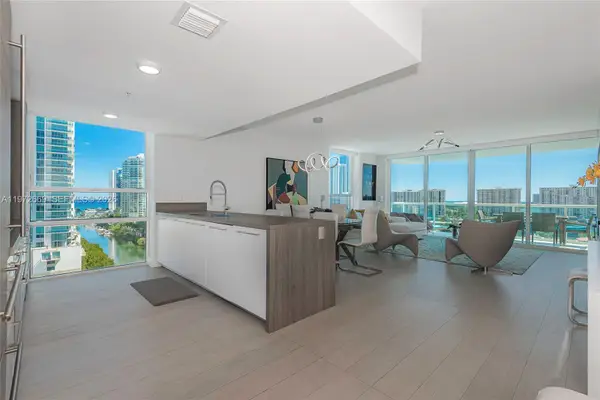400 Sunny Isles Blvd #1222 SE CORNER UNIT, Sunny Isles Beach, FL 33160