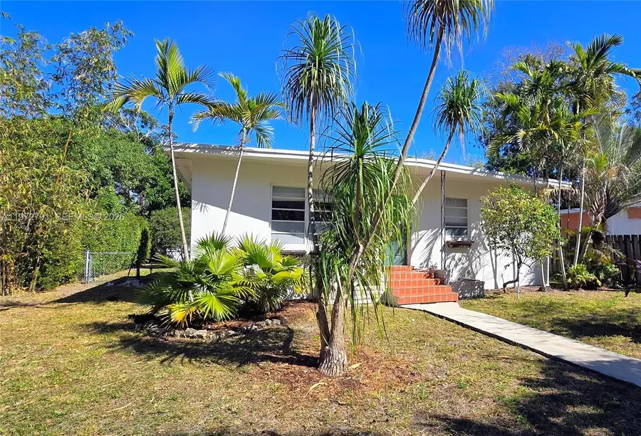 1135 NE 133rd St, North Miami, FL 33161 - #3