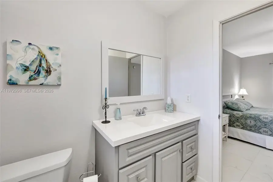 5002 NW 35th St #306, Lauderdale Lakes, FL 33319 - #2