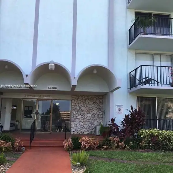 12500 NE 15 Ave #207, North Miami, FL 33161