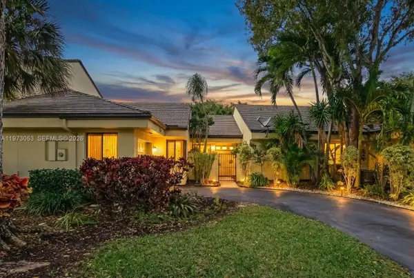 349 NW 94th Ter, Plantation, FL 33324