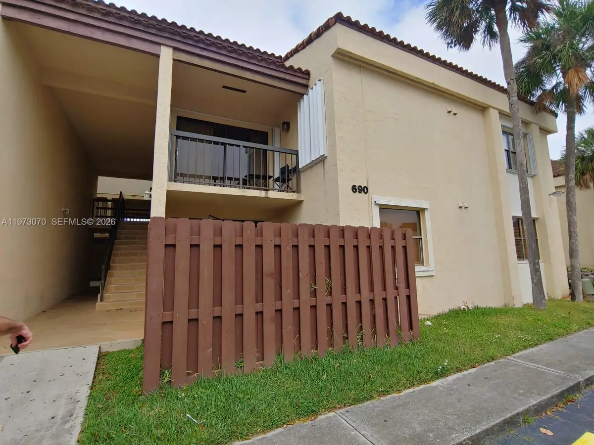 690 W Park Dr #2-204, Miami, FL 33172 - #1