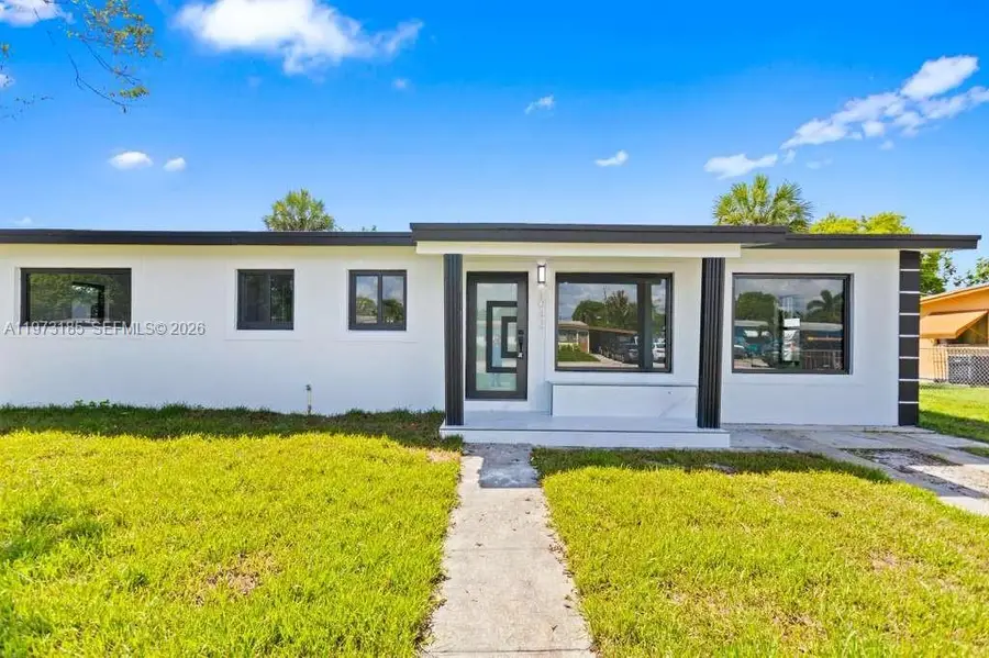 1042 NW 13th St, Fort Lauderdale, FL 33311 - #2