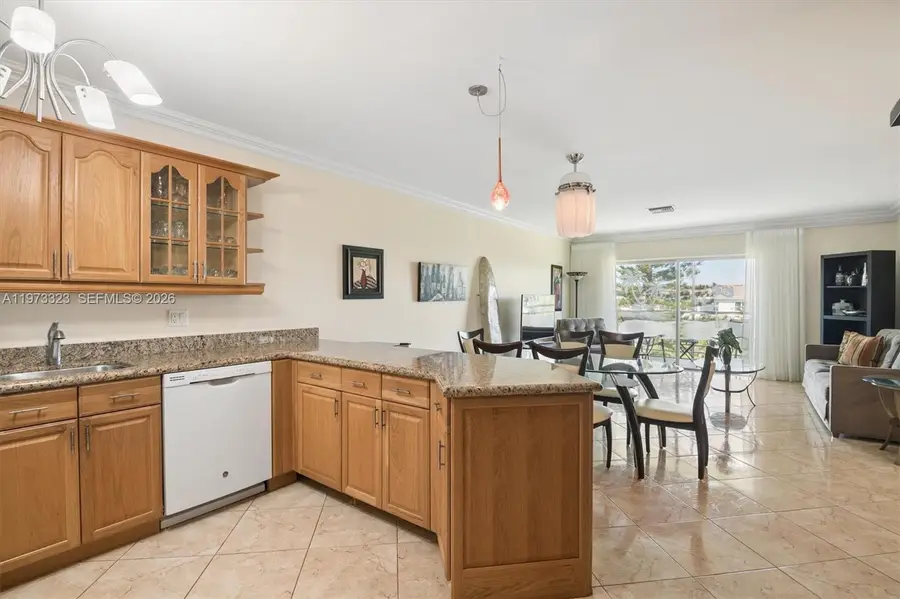 1000 Hillcrest Ct #303, Hollywood, FL 33021 - #3