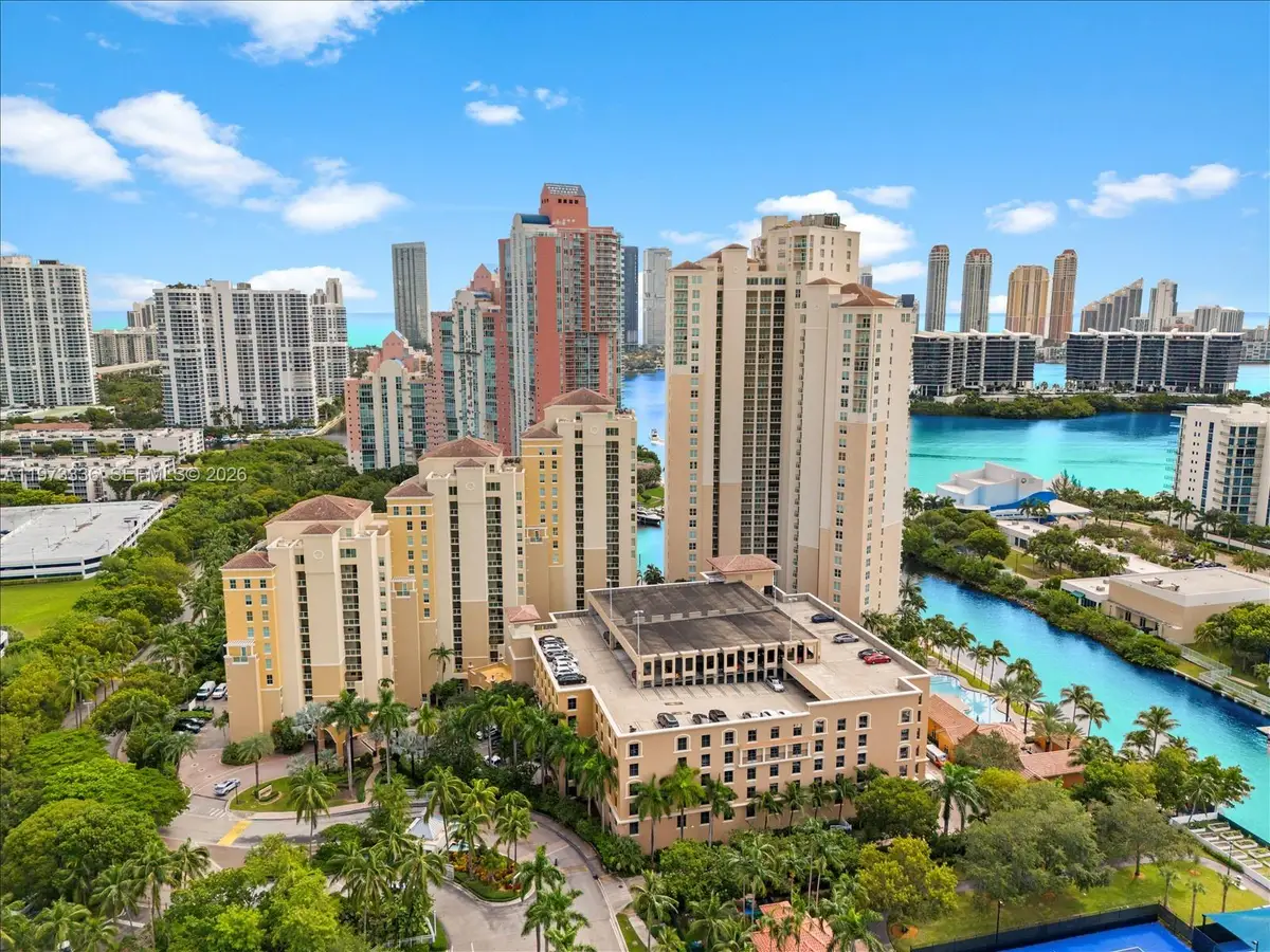 3340 NE 190th St #204, Aventura, FL 33180 - #1