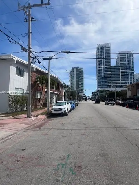 305 69th St #205, Miami Beach, FL 33141 - #3