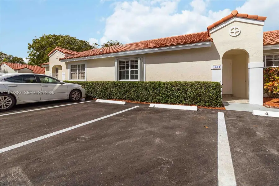 1411 Cottonwood Cir, Weston, FL 33326 - #3