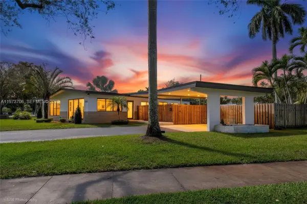 6260 Plantation Rd, Plantation, FL 33317