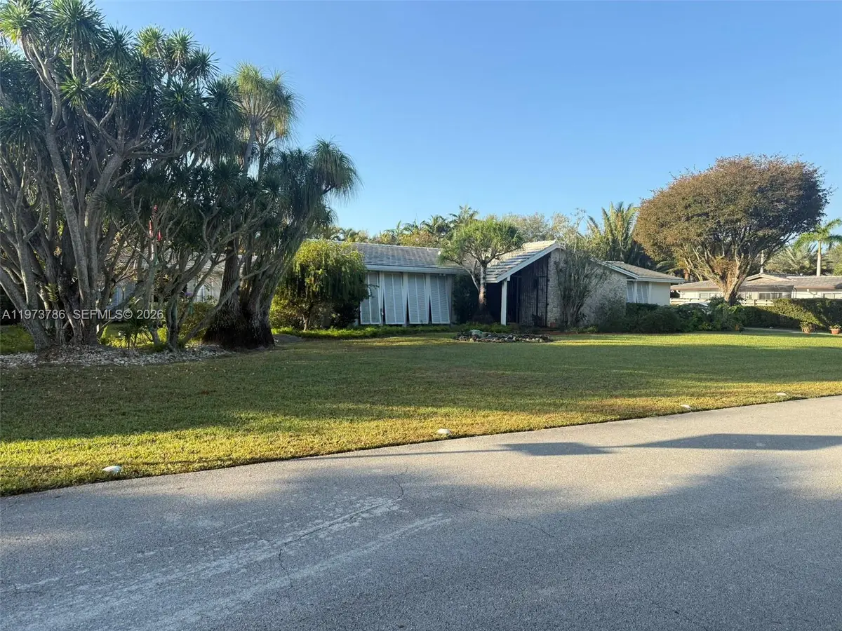 7010 SW 148th Ter, Palmetto Bay, FL 33158 - #1