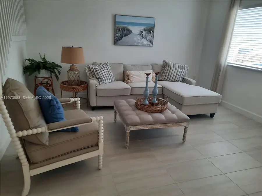 445 NW 12th Ave, Florida City, FL 33034 - #2