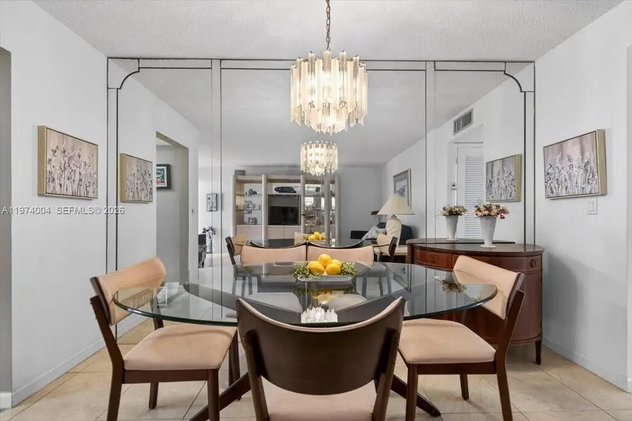 180 NE 12th Ave #15B, Hallandale Beach, FL 33009 - #3