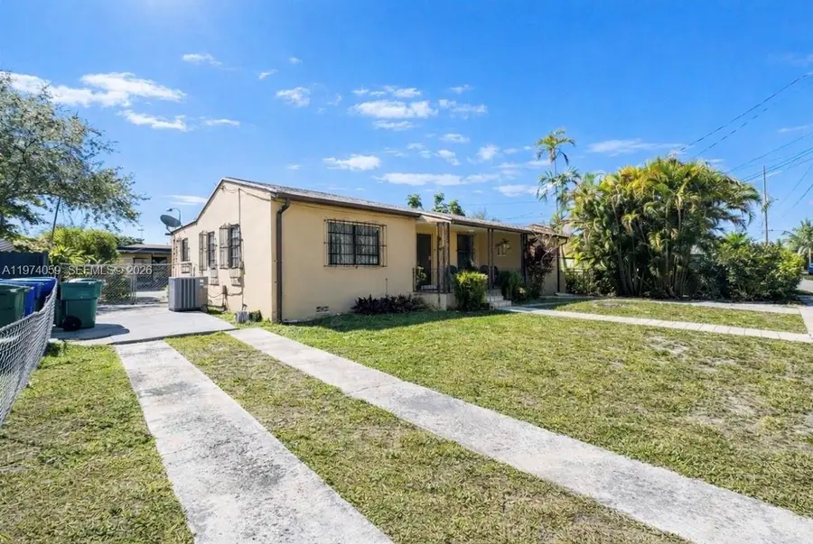 2760 NW 4th Ter, Miami, FL 33125 - #2