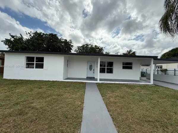 3010 NW 186th Ter, Miami Gardens, FL 33056