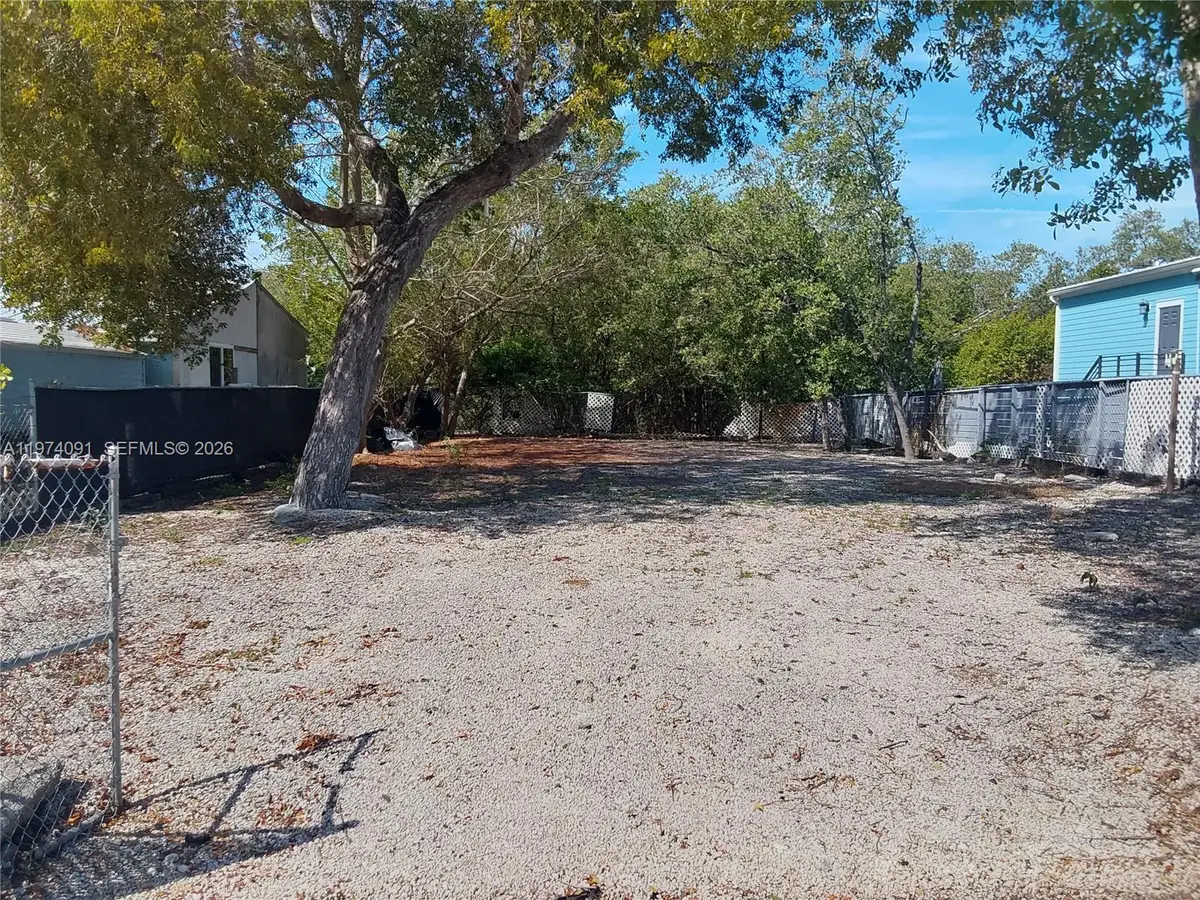 245 Cuba Rd, Tavernier, FL 33070 - #1