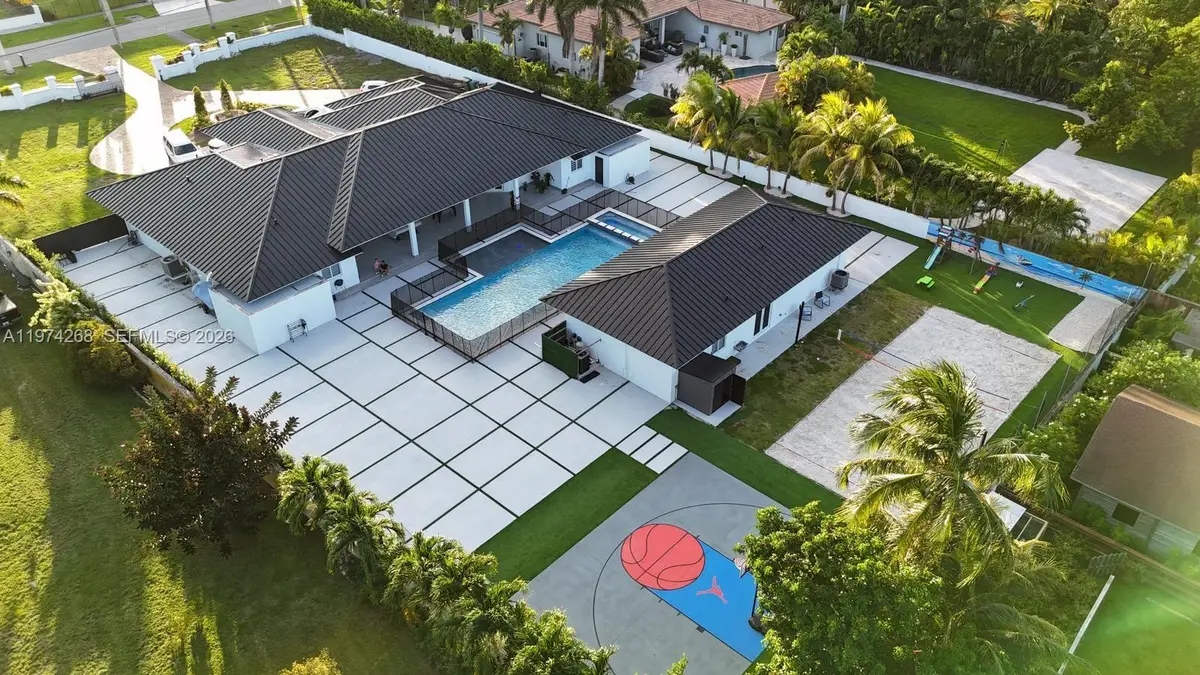 365 NW 132nd Ave, Miami, FL 33182 - #1