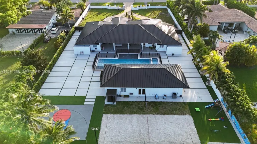 365 NW 132nd Ave, Miami, FL 33182 - #3