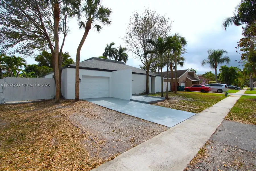 4940 SW 94th Way, Cooper City, FL 33328 - #2