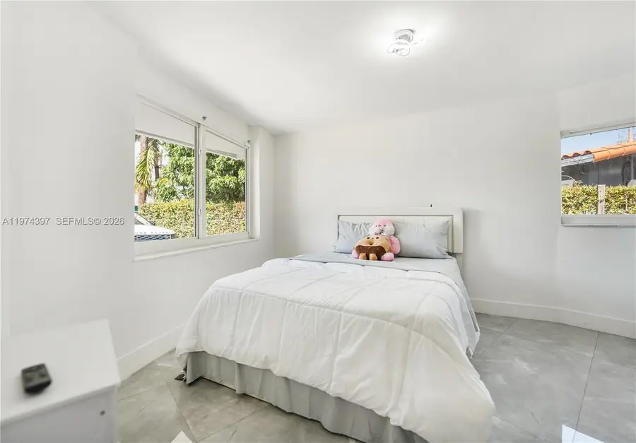 1830 NW 32nd St, Oakland Park, FL 33309 - #2