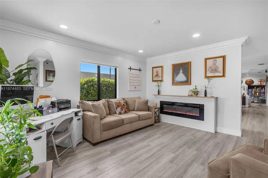 42 W 44th St, Hialeah, FL 33012 - #3