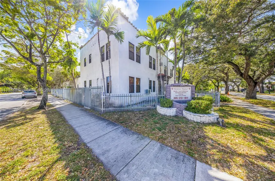 2000 Monroe St, Hollywood, FL 33020 - #2