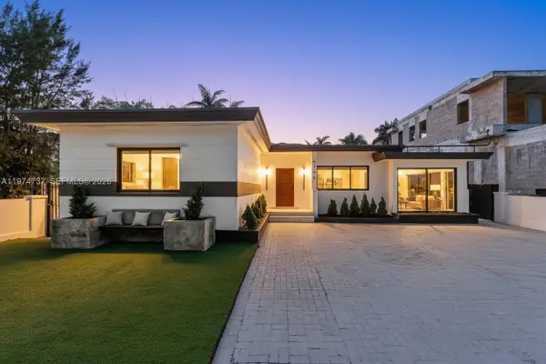 4144 Alton Rd, Miami Beach, FL 33140