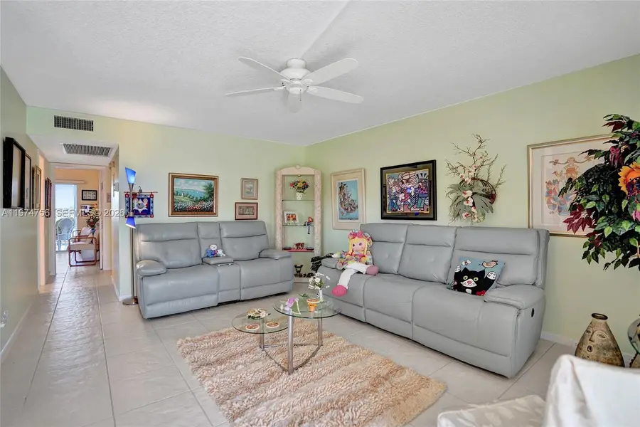 4079 Cambridge D #4079, Deerfield Beach, FL 33442 - #3