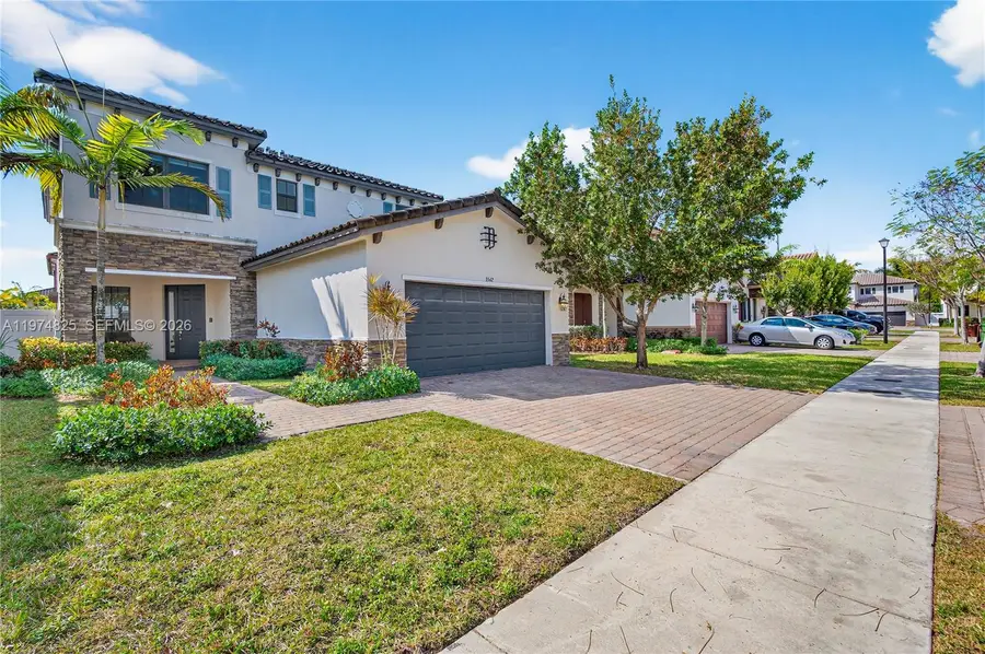 3542 W 93rd Pl, Hialeah, FL 33018 - #2