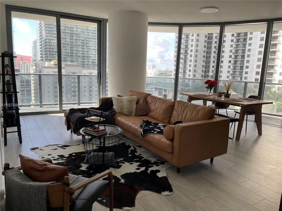 45 SW 9th St #1206, Miami, FL 33130 - #2