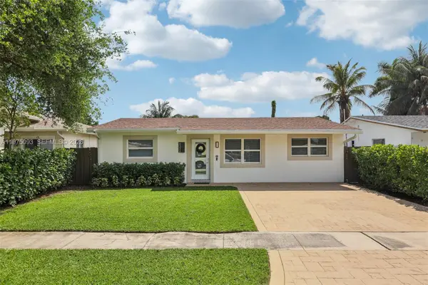 6326 Dawson St, Hollywood, FL 33023